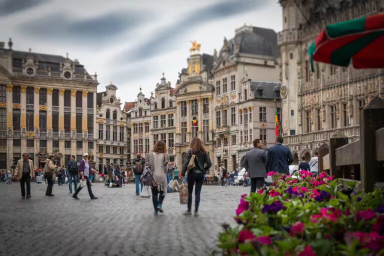 Zwiedzanie Brukseli – zabytkowe kamienice przy Grand Place